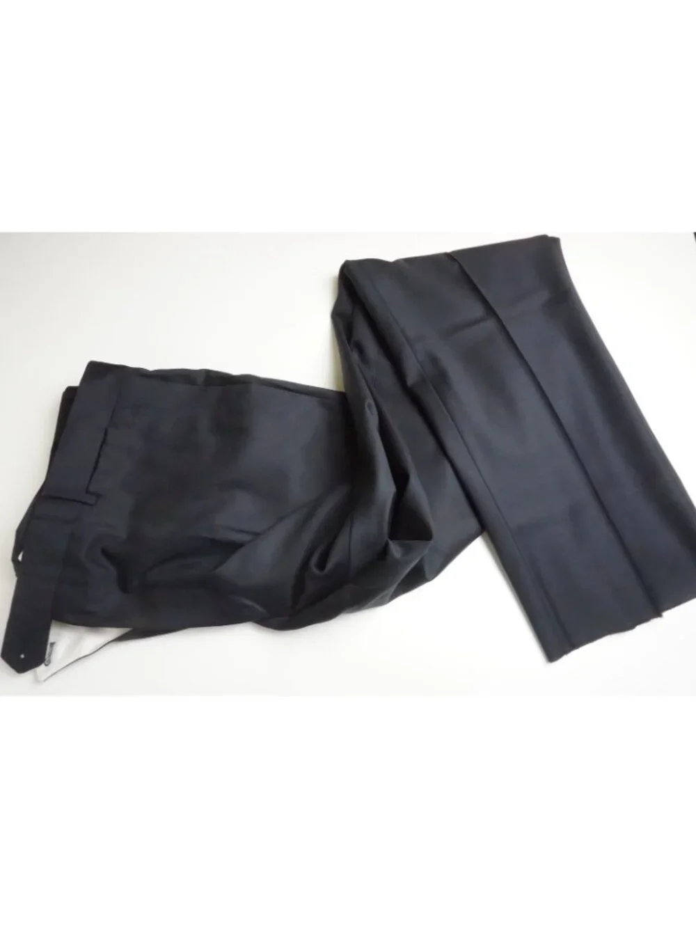 Burberry approximate measurements